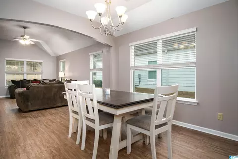 Dining - 531 E 6th Ave, Oneonta, AL 35121 photo 1 of 1