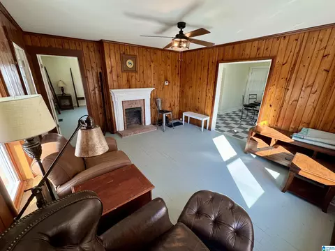 205 5th St E, Warrior, AL 35180 photo 4