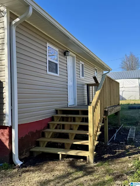 205 5th St E, Warrior, AL 35180 photo 16