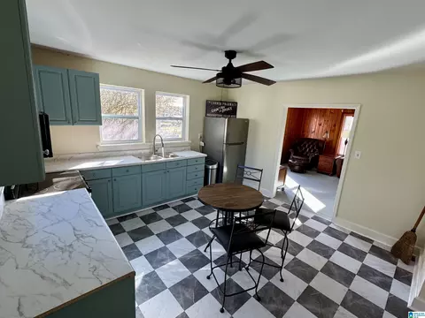 205 5th St E, Warrior, AL 35180 photo 7