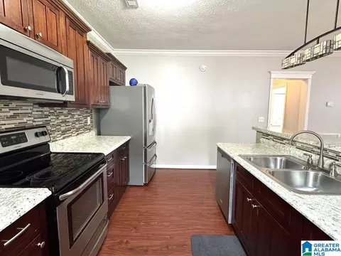 Kitchen - 1003 2nd Ave N, Clanton, AL 35045 photo 5 of 5