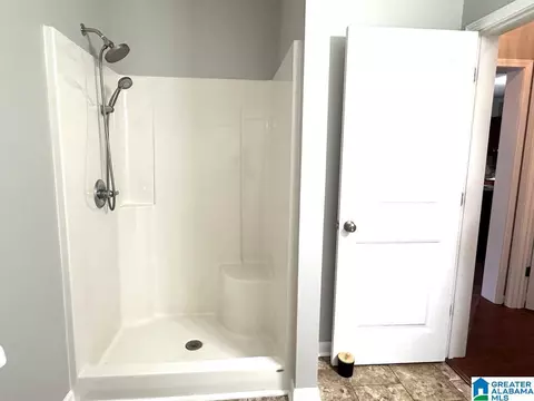 Bath - 1003 2nd Ave N, Clanton, AL 35045 photo 2 of 2