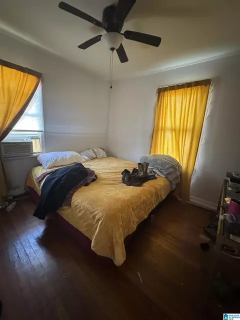 Bedroom - 401 17th St N, Clanton, AL 35045 photo 1 of 3