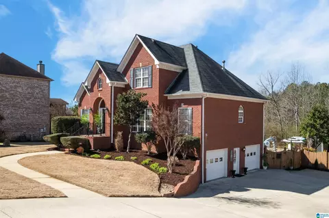 Exterior - 244 Silverleaf Dr, Pelham, AL 35124 photo 6 of 24