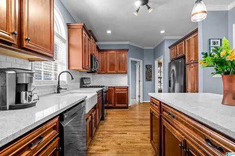 Kitchen - 244 Silverleaf Dr, Pelham, AL 35124 photo 3 of 7