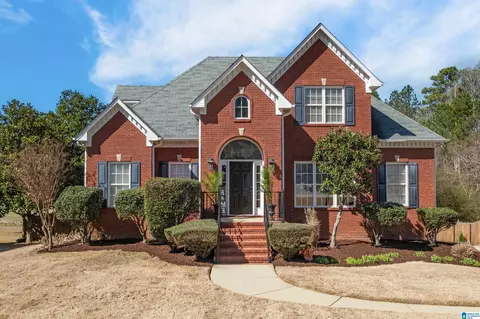 Exterior - 244 Silverleaf Dr, Pelham, AL 35124 photo 5 of 24