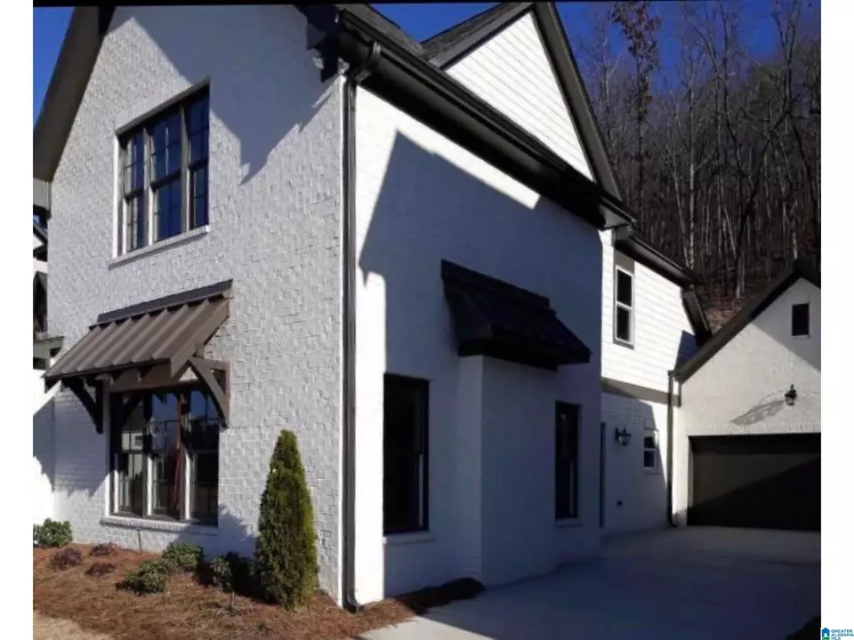 Exterior - 4702 Mcgill Ct, Hoover, AL 35226 photo 7 of 7