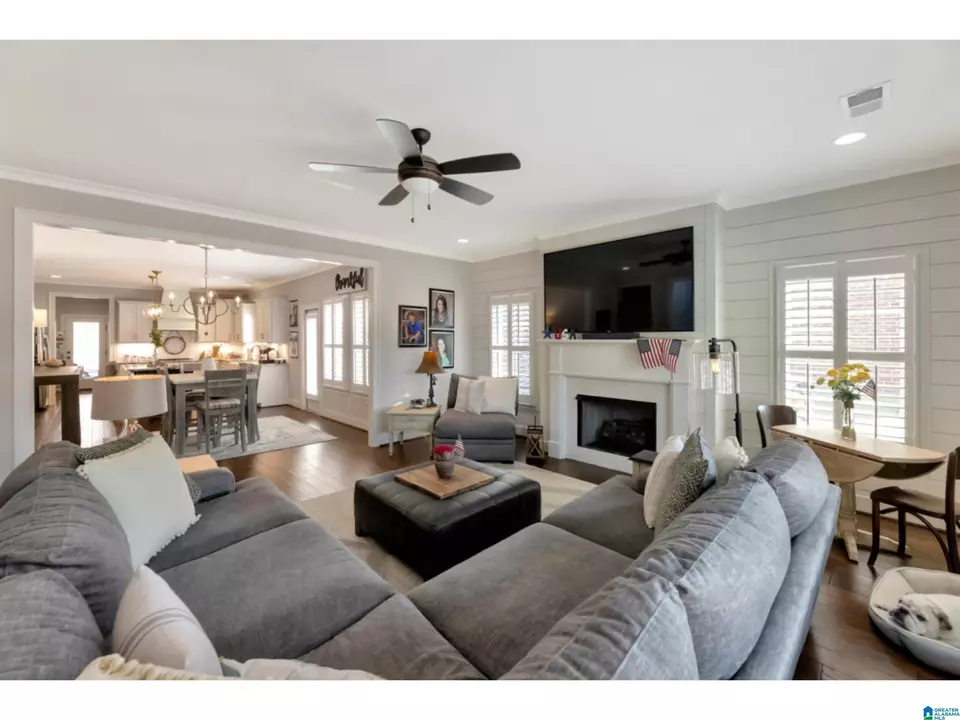 Living - 4702 Mcgill Ct, Hoover, AL 35226 photo 1 of 1
