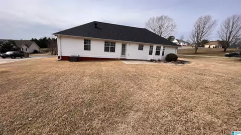 902 Ridgeway Dr, Oneonta, AL 35121 photo 3