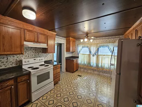 2900 19th St, Jasper, AL 35501 photo 2