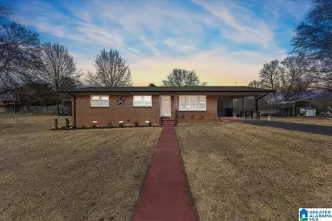 31 Pine Cir, Oneonta, AL 35121 photo 1