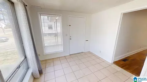 Entry Way - 605 18th St E, Jasper, AL 35501 photo 2 of 2