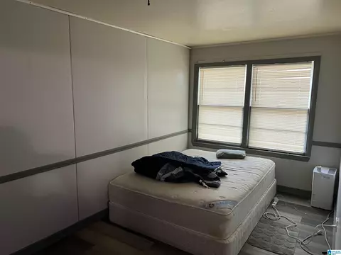 Bedroom - 605 18th St E, Jasper, AL 35501 photo 5 of 5
