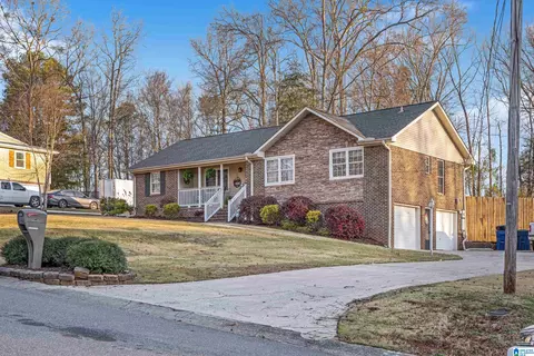 121 Oak St, Maylene, AL 35114 photo 2