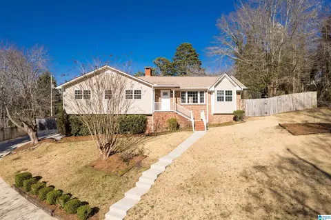 1219 Larkwood Dr NE, Cullman, AL 35055 photo 1