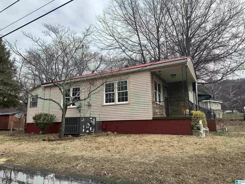 301 E 29th St, Anniston, AL 36201 photo 2