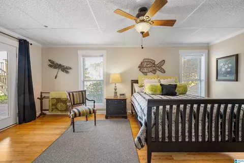 Bedroom - 64 County Road 1024, Clanton, AL 35046 photo 6 of 7