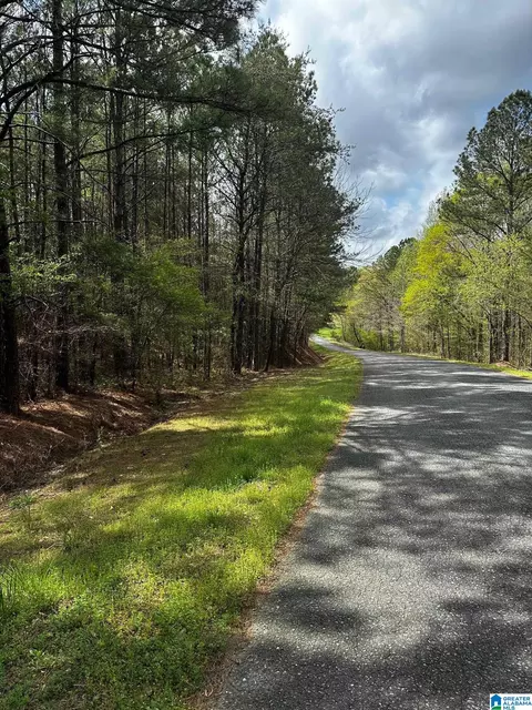 2140 Glovers Bend Rd #1, Gardendale, AL 35071