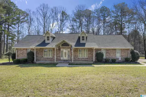 424 Matthews Dr, Jasper, AL 35503 photo 1