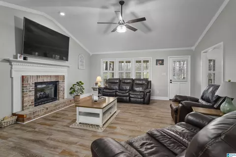 424 Matthews Dr, Jasper, AL 35503 photo 5
