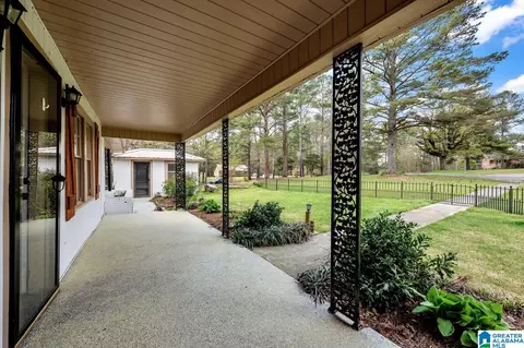 470 Armstrong Loop, Hayden, AL 35079 photo 3