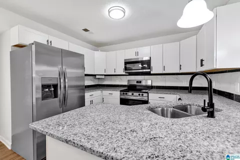 6813 Java Ave, Birmingham, AL 35224 photo 4