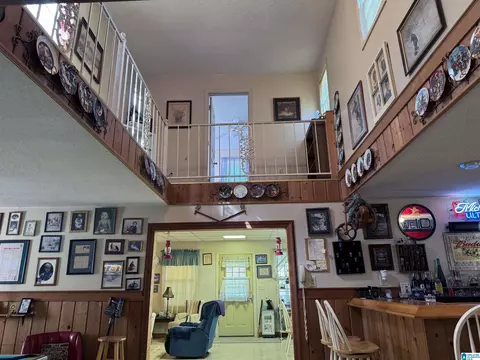 230 Riverside Dr, Clanton, AL 35046 photo 9