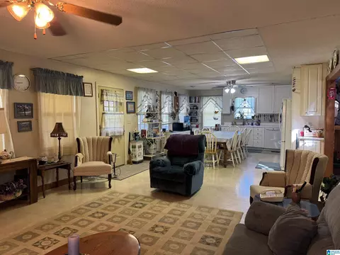 230 Riverside Dr, Clanton, AL 35046 photo 10