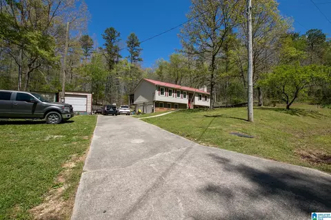 Exterior - 133 Cedar Bend Cir, Remlap, AL 35133 photo 2 of 15