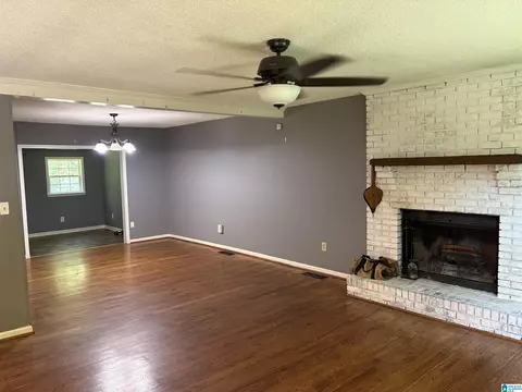 Living - 133 Cedar Bend Cir, Remlap, AL 35133 photo 2 of 3