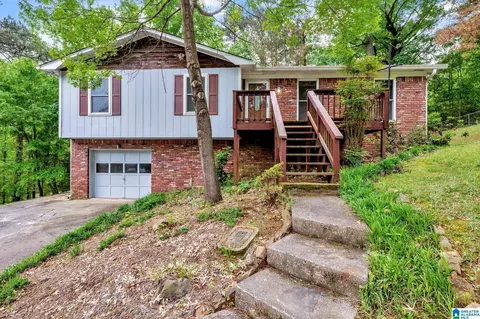 501 Hillsboro Rd, Hueytown, AL 35023