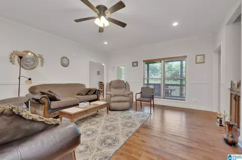 209 Hudson Ave, Oneonta, AL 35121 photo 15