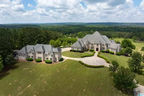 274 Autumn Ridge Dr, Columbiana, AL 35051