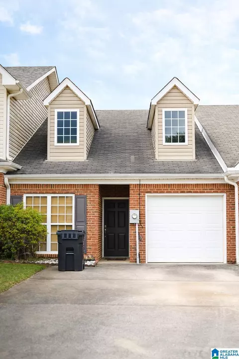 2310 Crowns Ln, Moody, AL 35004