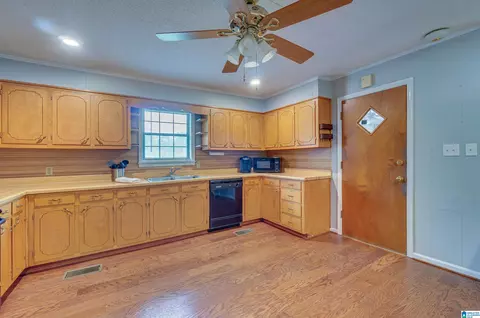 609 Maple St, Clanton, AL 35045 photo 21