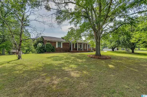 609 Maple St, Clanton, AL 35045 photo 5