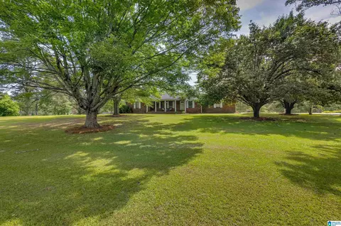 609 Maple St, Clanton, AL 35045 photo 3