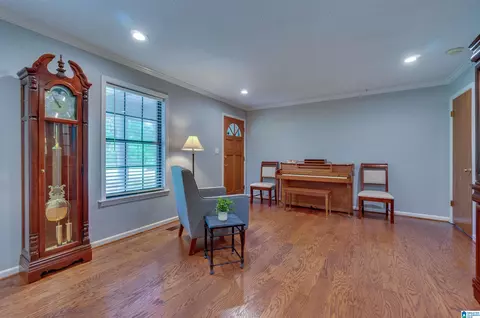 609 Maple St, Clanton, AL 35045 photo 17