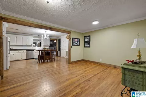 Entry Way - 44 Dorr Rd, Oneonta, AL 35121 photo 1 of 2
