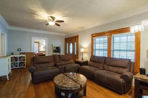 402 8th St, Clanton, AL 35045 photo 10