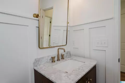 Bath - 136 Thatcher Dr, Vincent, AL 35178 photo 9 of 14