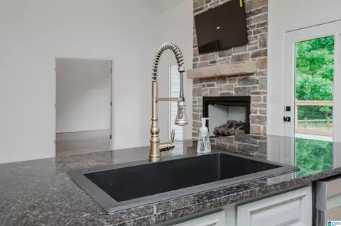 Kitchen - 136 Thatcher Dr, Vincent, AL 35178 photo 5 of 7