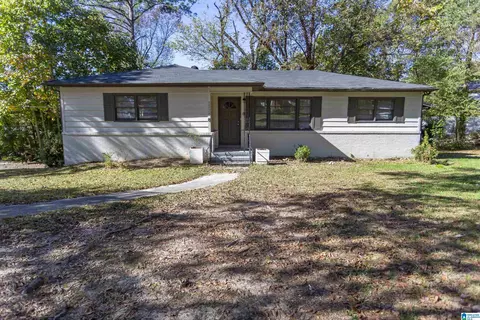 2520 2nd Pl NW, Center Point, AL 35215