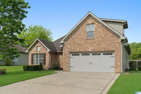 142 Falling Waters Ln, Maylene, AL 35114 photo 2
