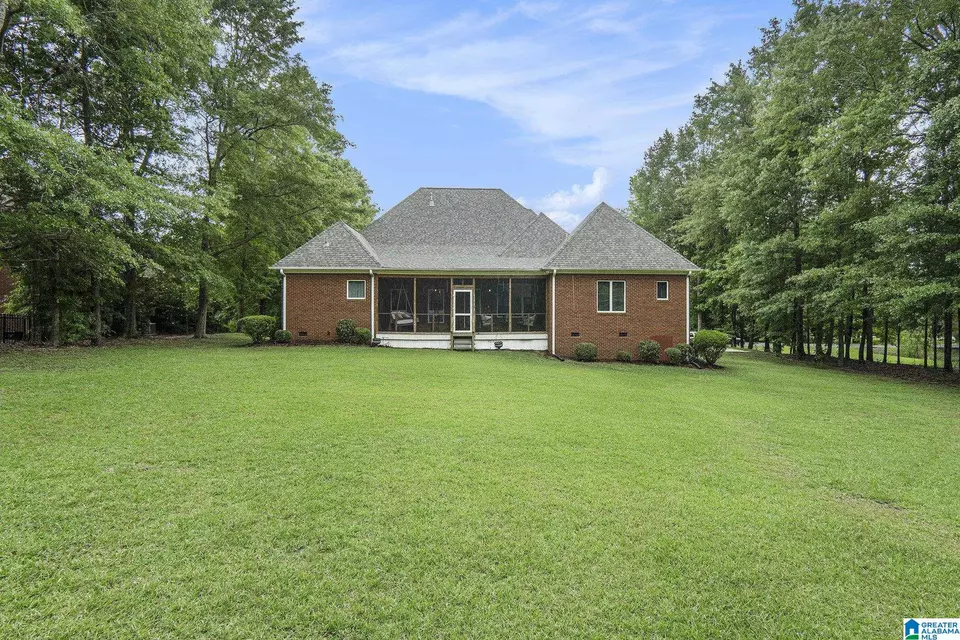 Exterior - 113 Fawn Dr, Clanton, AL 35045 photo 6 of 8