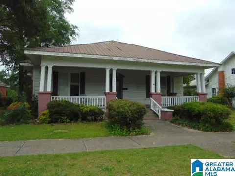 406 6th St N, Clanton, AL 35045 photo 1
