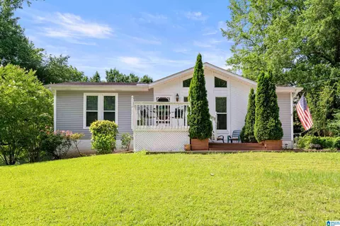 1118 Eagle Dr, Maylene, AL 35114 photo 1