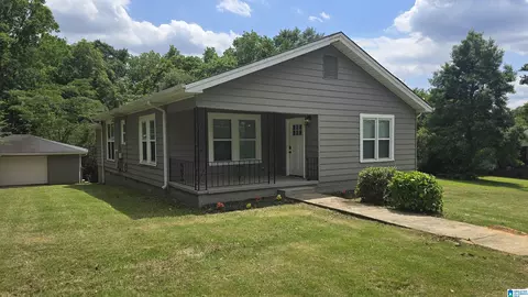 329 10th St, Pleasant Grove, AL 35127