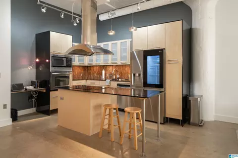 2201 5th Ave S #405, Birmingham, AL 35233