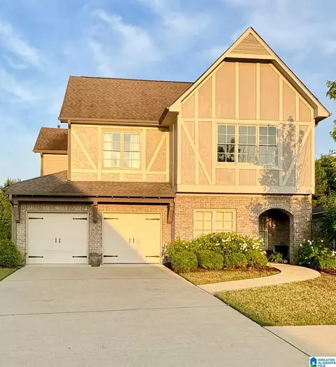 1013 Edgewater Ln, Chelsea, AL 35043